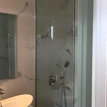 Pearl Hotel