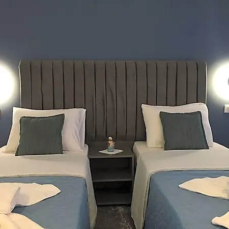 Pearl Hotel 2*