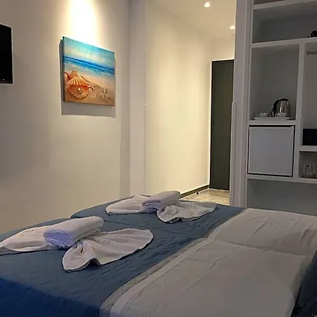Hotel Pearl Hersonissos (Crete)