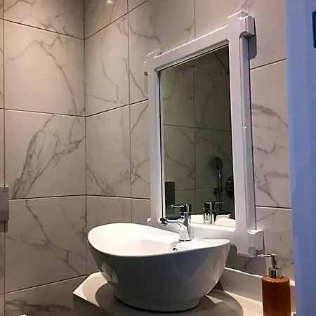 Hotel Pearl 2*